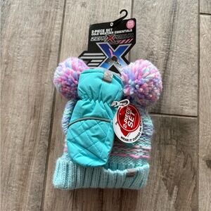 Girl toddler beanie and warm snow gloves